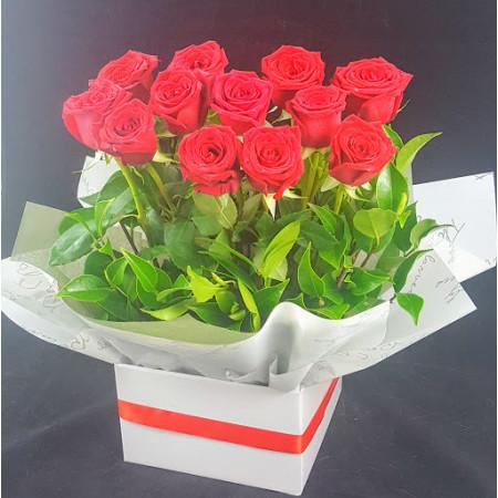 12 Red Roses Boxed